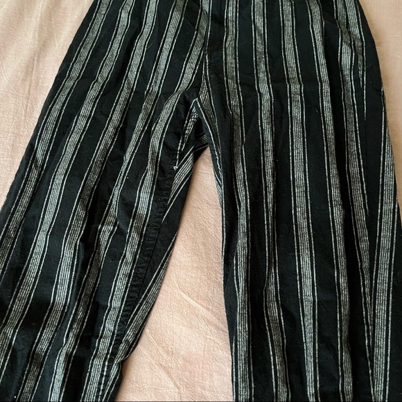 BRANDY MELVILLE black & grey striped pants - Picture 2 of 3